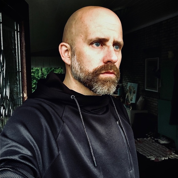 Meet your Posher, Jason - Picture 3 of 4